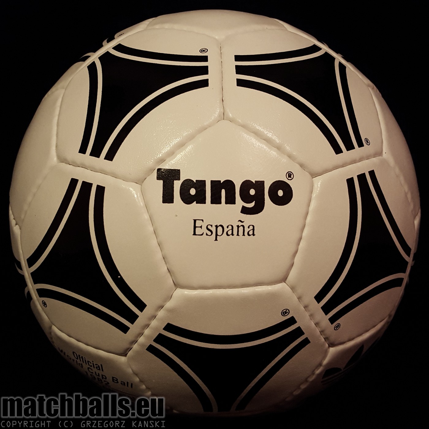 Adidas Tango EspaÃ±a Regular (Re-issue) | matchballs.eu